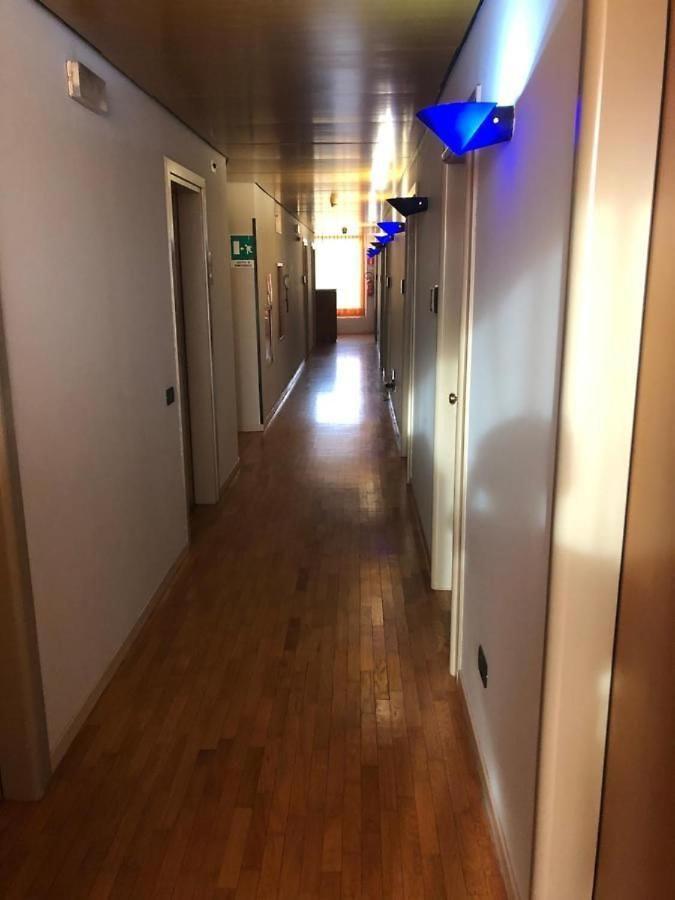 Hotel Xibana Tribano Екстер'єр фото
