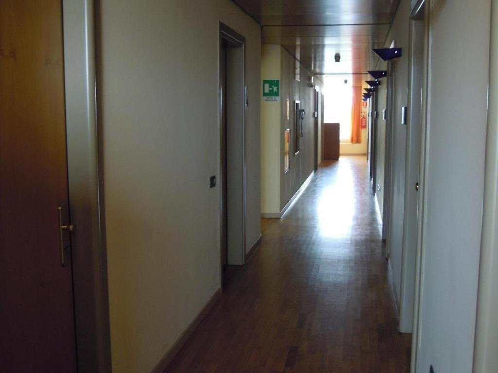 Hotel Xibana Tribano Екстер'єр фото