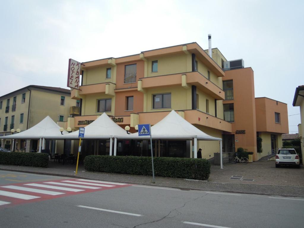 Hotel Xibana Tribano Екстер'єр фото